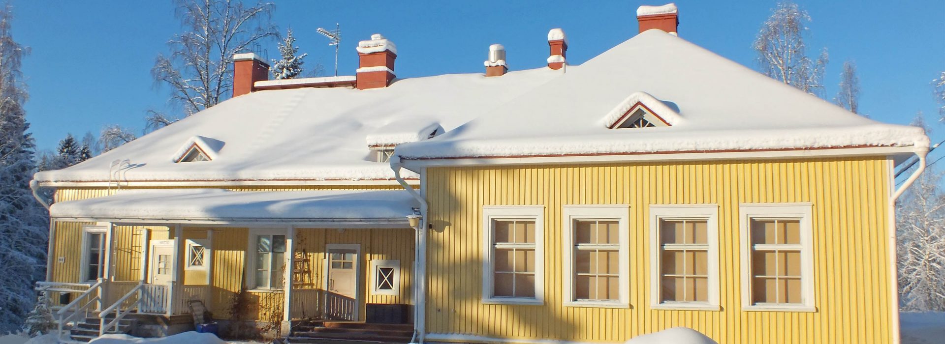 Kokous- ja juhlatila 30min Tampereelta | Poikeluksen Juhlatalo - Ylöjärvi